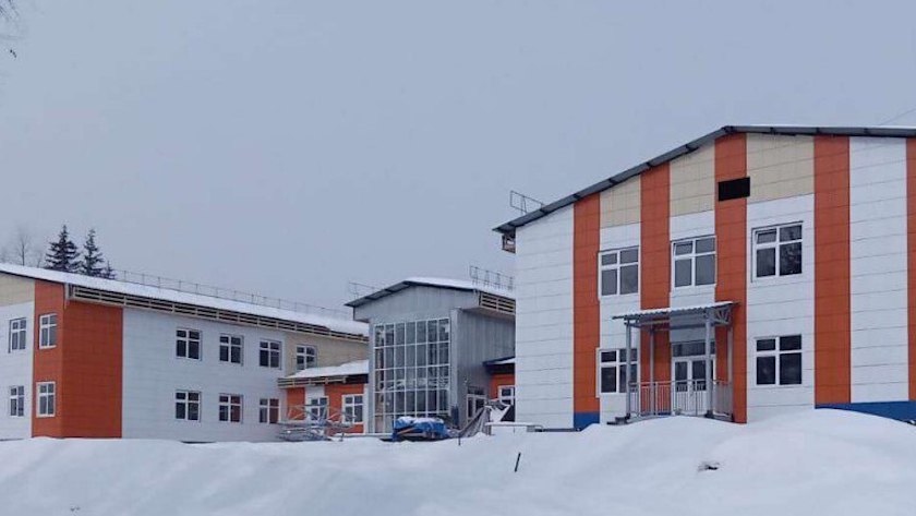 Строительство школы в Экимчане близится к завершению - gtrkamur.ru