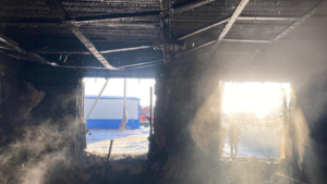 На пожаре в селе Климоуцы обнаружили мужчину без признаков жизни - gtrkamur.ru