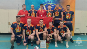 Амурские спасатели привезли серебро с соревнований по мини-футболу в Хабаровске - gtrkamur.ru