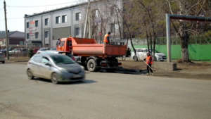 Аварийный ямочный ремонт стартовал на дорогах Благовещенска - gtrkamur.ru