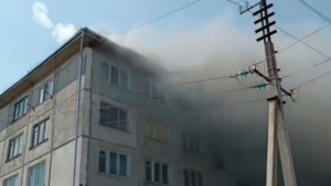 В поселке Новобурейский произошел пожар в многоквартирном жилом доме - gtrkamur.ru