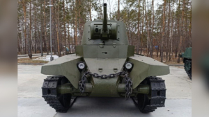 В амурский центр военно-патриотического воспитания «Авангард» доставили танк БТ-7 - gtrkamur.ru