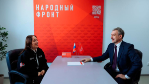 Василий Орлов передал семейные реликвии для памятного мемориала в Москве - gtrkamur.ru