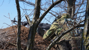 Военные группировки войск «Восток» тренируются побеждать в режиме боевых условий - gtrkamur.ru