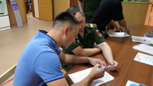 Жители Приамурья активно заключают контракты для прохождения службы в Вооруженных Силах России - gtrkamur.ru