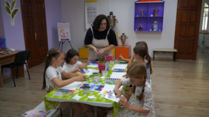 Стань экскурсоводом: юные благовещенцы могут познакомиться с новой профессией в Доме Котельникова - gtrkamur.ru