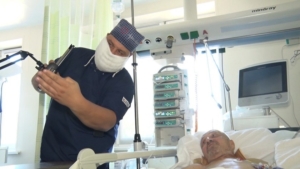 Пациенты областной клинической больницы могут позвонить по видео родным прямо из реанимации - gtrkamur.ru