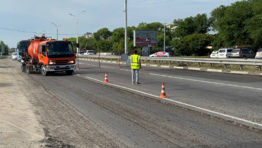 Ускорить ямочный ремонт поручено дорожникам в Благовещенске - gtrkamur.ru