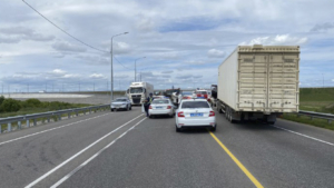 Движение ограничено в районе нового моста через Зею в Благовещенске - gtrkamur.ru