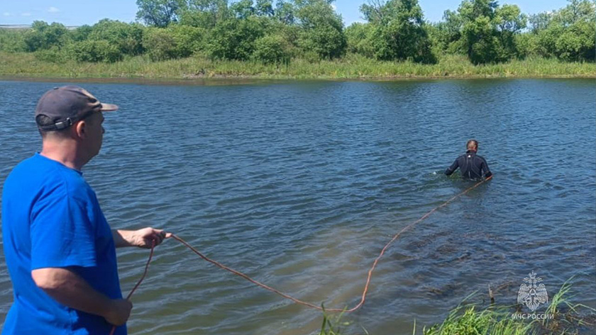 Вода унесла ещё одну жизнь: на третьем Владимирском озере утонул пенсионер - gtrkamur.ru