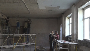 В белогорской школе №3 столовую превращают в школьное кафе - gtrkamur.ru