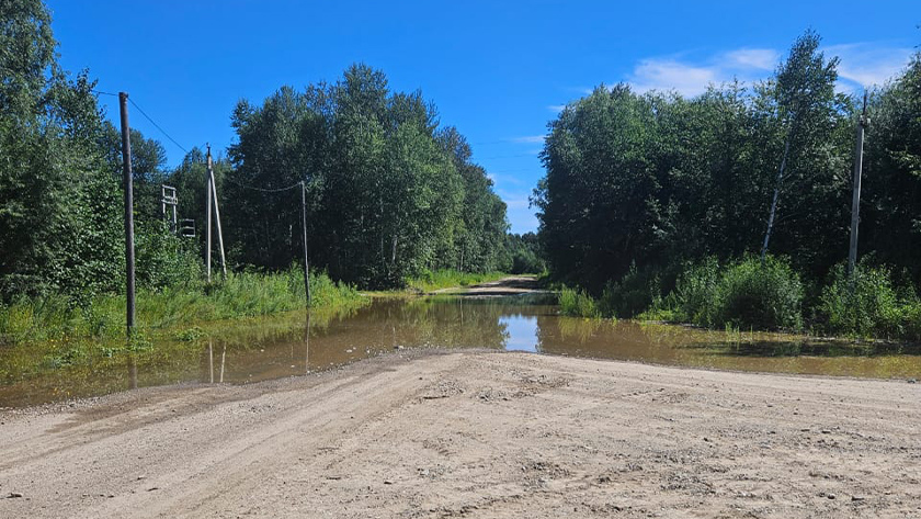 Вода на проезжей части: два участка дорог закрыли для движения в Селемджинском районе - gtrkamur.ru