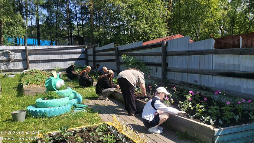 Свыше 1300 подростков в Приамурье успели поработать за время летних каникул - gtrkamur.ru