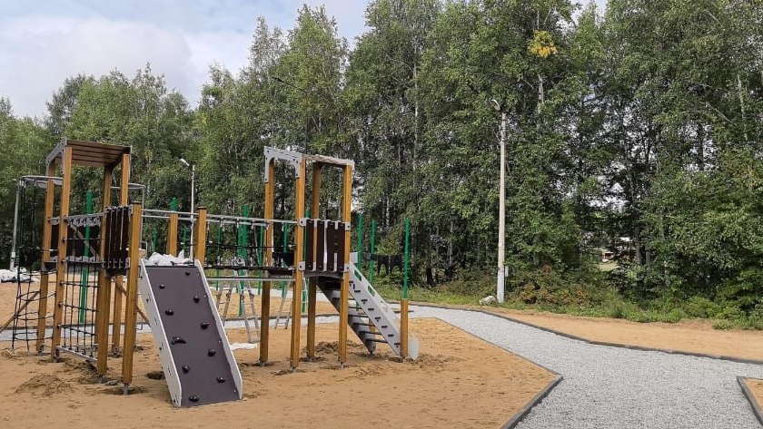 Новую зону отдыха продолжают благоустраивать на правом берегу реки в Тынде - gtrkamur.ru