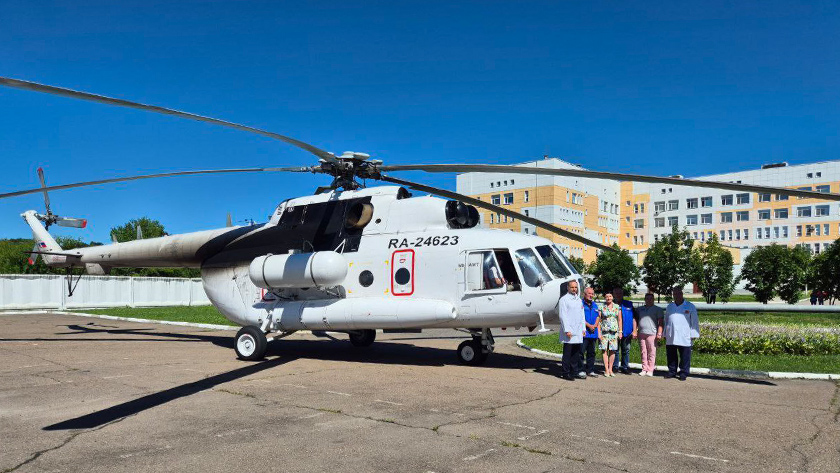 В Благовещенске на площадке областной больницы впервые приземлился вертолёт санавиации - gtrkamur.ru