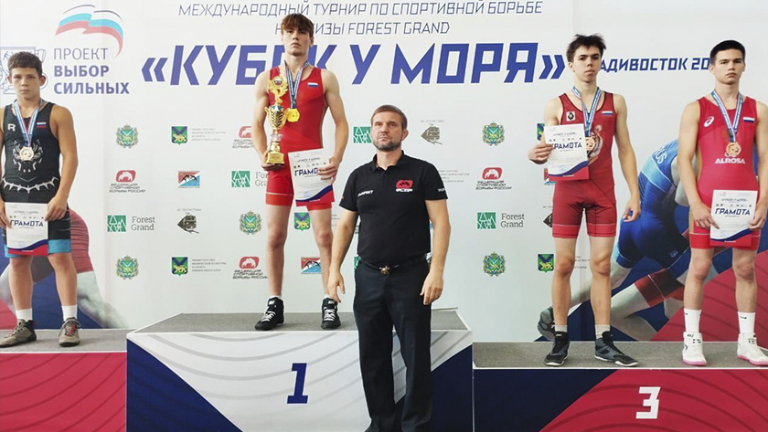 Амурские борцы взяли четыре медали на международном «Кубке у моря» - gtrkamur.ru