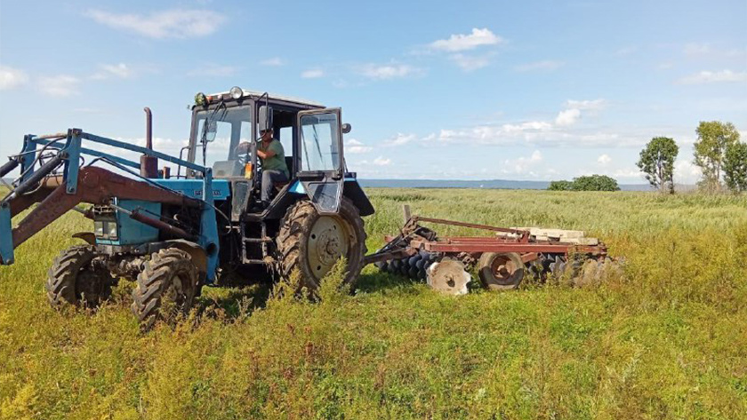 В заказниках Приамурья приступили к осенней уборке вокруг кордонов перед пожароопасным сезоном - gtrkamur.ru