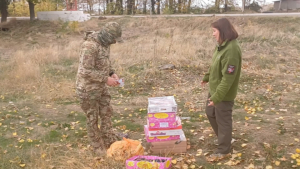 Трогательные письма и обереги от школьников: амурский Народный фронт доставил бойцам посылки на передовую - gtrkamur.ru