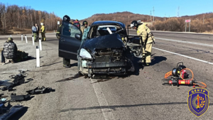 Грузовик и минивэн столкнулись на федеральной трассе «Амур» вблизи от поворота на Новобурейский - gtrkamur.ru