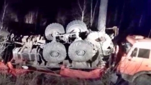 Трагедия на глухом участке БАМа: при опрокидывании КамАза под Февральском погиб водитель - gtrkamur.ru