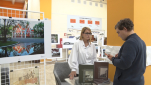 В областной научной библиотеке презентовали книгу про архитектурное наследие Благовещенска - gtrkamur.ru