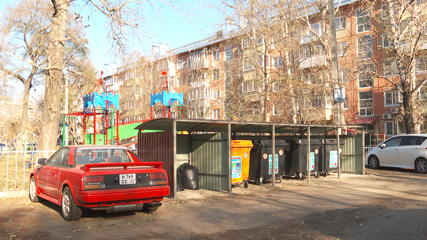 Более 150 тонн за неделю: в Белогорске идёт активная ликвидация свалок у контейнеров - gtrkamur.ru