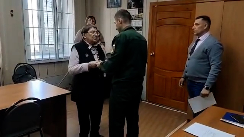 Орден Мужества посмертно вручен художнику Леониду Кильчанскому из Амурской области - gtrkamur.ru