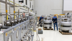 Новую установку для заправки спутников испытали на Восточном - gtrkamur.ru