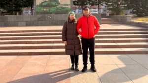 Через всю Россию на авто: сотрудница дирекции «Восточного» с мужем добрались до Благовещенска за две недели - gtrkamur.ru