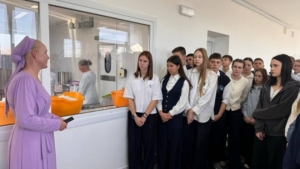 Амурских школьников наградили образовательными турами на космодром Восточный и сыроварню Агриппины - gtrkamur.ru