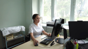 Больше 25 новых кадров стало работать в медучреждениях Приамурья с начала года благодаря госпрограммам - gtrkamur.ru