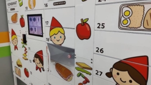 Обед в один клик: в пяти школах Благовещенска появятся автоматы с горячей едой - gtrkamur.ru