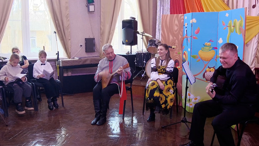 Обмен опытом и совместная работа: делегация Приамурья побывала в Амвросиевке Донецкой Народной Республики - gtrkamur.ru