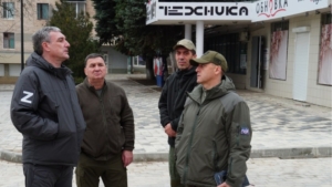 Василий Орлов оценил обновлённый реабилитационный центр и площадь Амвросиевки - gtrkamur.ru