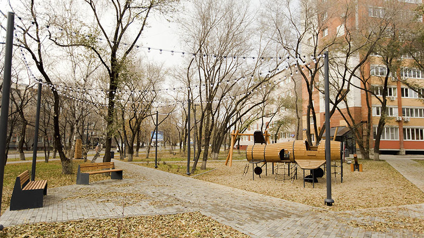 По желанию горожан: в Благовещенске благоустроили уютный Авиасквер - gtrkamur.ru