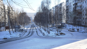 Новый асфальт, бордюры и остановки: в столице БАМа привели в порядок 1,2 км дорог - gtrkamur.ru