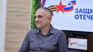 Фронт, медаль, новая жизнь: как амурский ветеран строит будущее после службы - gtrkamur.ru