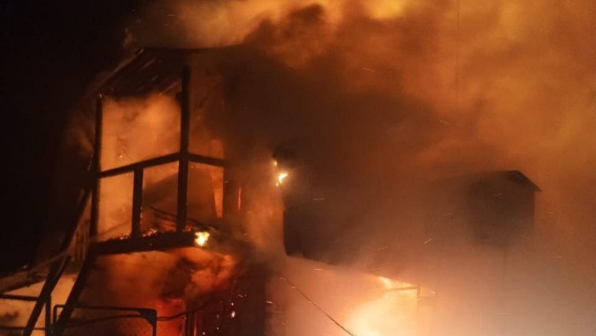 Ночная серия возгораний: в амурских сёлах горели баня, котельная и гаражи - gtrkamur.ru