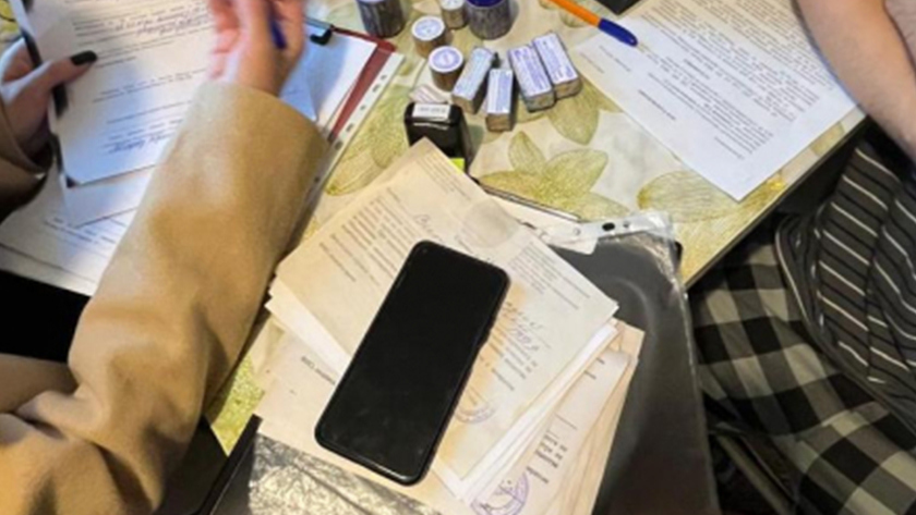 Нелегальный бизнес: благовещенца накажут за торговлю поддельными медсправками - gtrkamur.ru