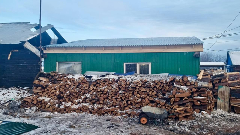 После пожара в селе Гудачи обновили котельную — крыша, электрика и перекрытия уже готовы - gtrkamur.ru