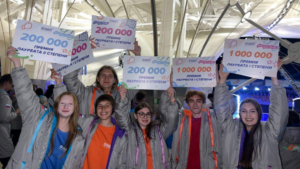 Благовещенские школьники завоевали миллионы на «Большой перемене» - gtrkamur.ru