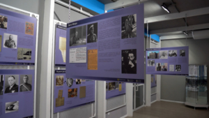 Борьба за независимость: выставка о становлении суверенитета России открылась в Благовещенске - gtrkamur.ru