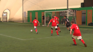 Лучших футболистов среди воспитанников детских домов назвали в областном центре - gtrkamur.ru