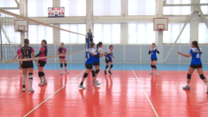 В областной столице волейболисты из разных уголков ДФО сразились за звание лучших - gtrkamur.ru