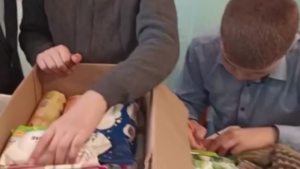 Школьники-волонтеры из Возжаевки помогают в тылу бойцам специальной военной операции - gtrkamur.ru