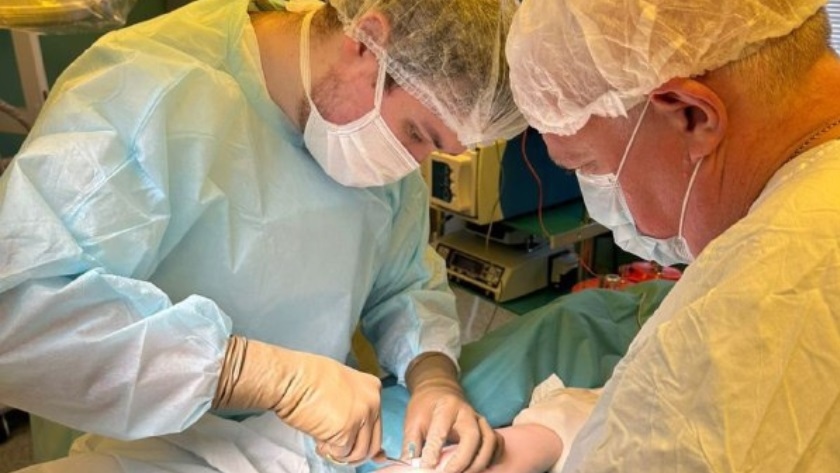 Участковые, хирурги, акушеры: более 170 молодых специалистов пришли в поликлиники и больницы Амурской области - gtrkamur.ru