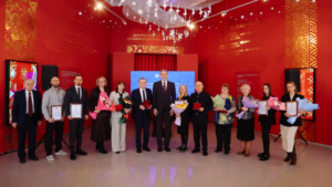 Губернатор Василий Орлов отметил 11 выдающихся жителей Приамурья наградами - gtrkamur.ru