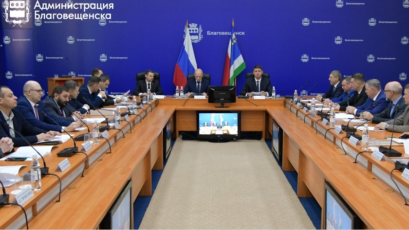 Благовещенск направит большую часть бюджета на образование, дороги, транспорт и ЖКХ - gtrkamur.ru