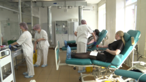 Спаси жизнь: амурчан зовут сдать кровь 20 декабря на станции переливания - gtrkamur.ru