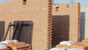 Подрядчик намерен сдать новую поликлинику в Екатеринославке раньше срока﻿ - gtrkamur.ru